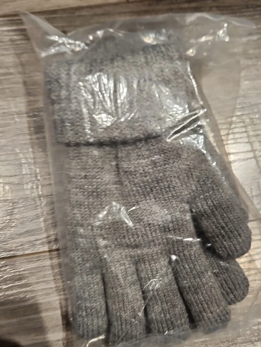 NWT Northeast Outfitters Youth Cozy Cabin Gloves - Gray O/S